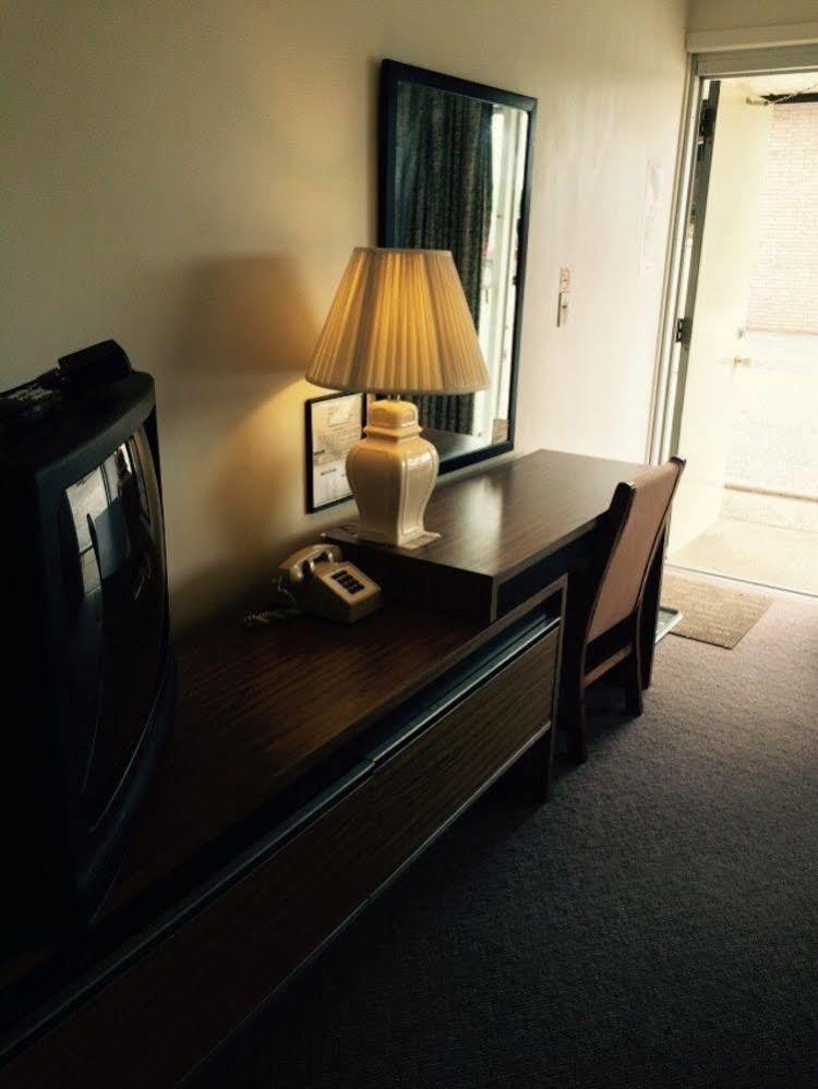 Town'N Country Motor Inn Leamington Ngoại thất bức ảnh
